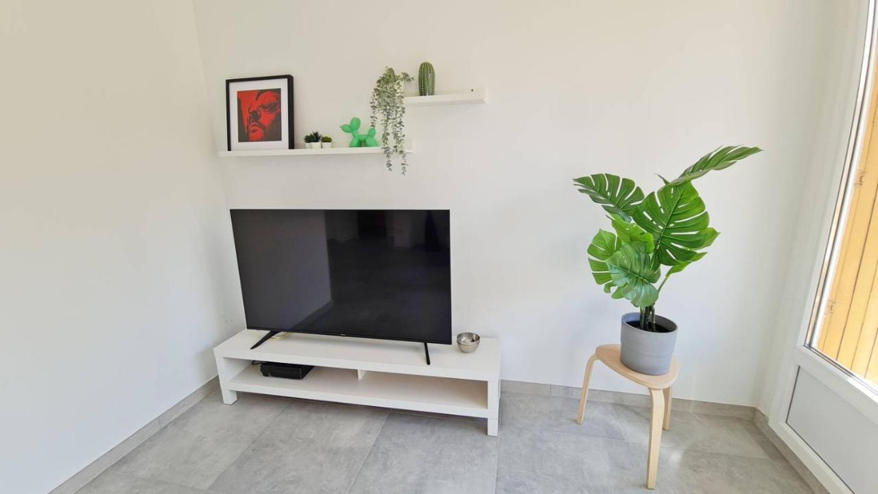 Maxbnb - T2 Balcon 50M2 - Climatise - Ouest - Тулон Экстерьер фото